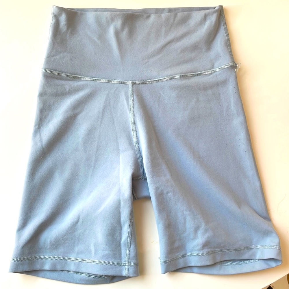 Really cute TNA biker shorts baby blue!